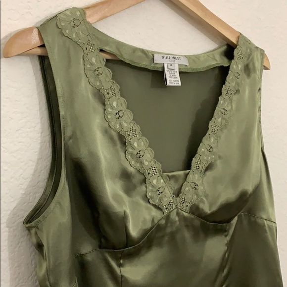 Nine West green suit under tank-14 - Picture 2 of 7